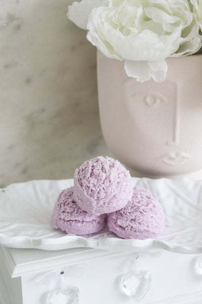 Pärlmutter sädelusega vannitrühvel