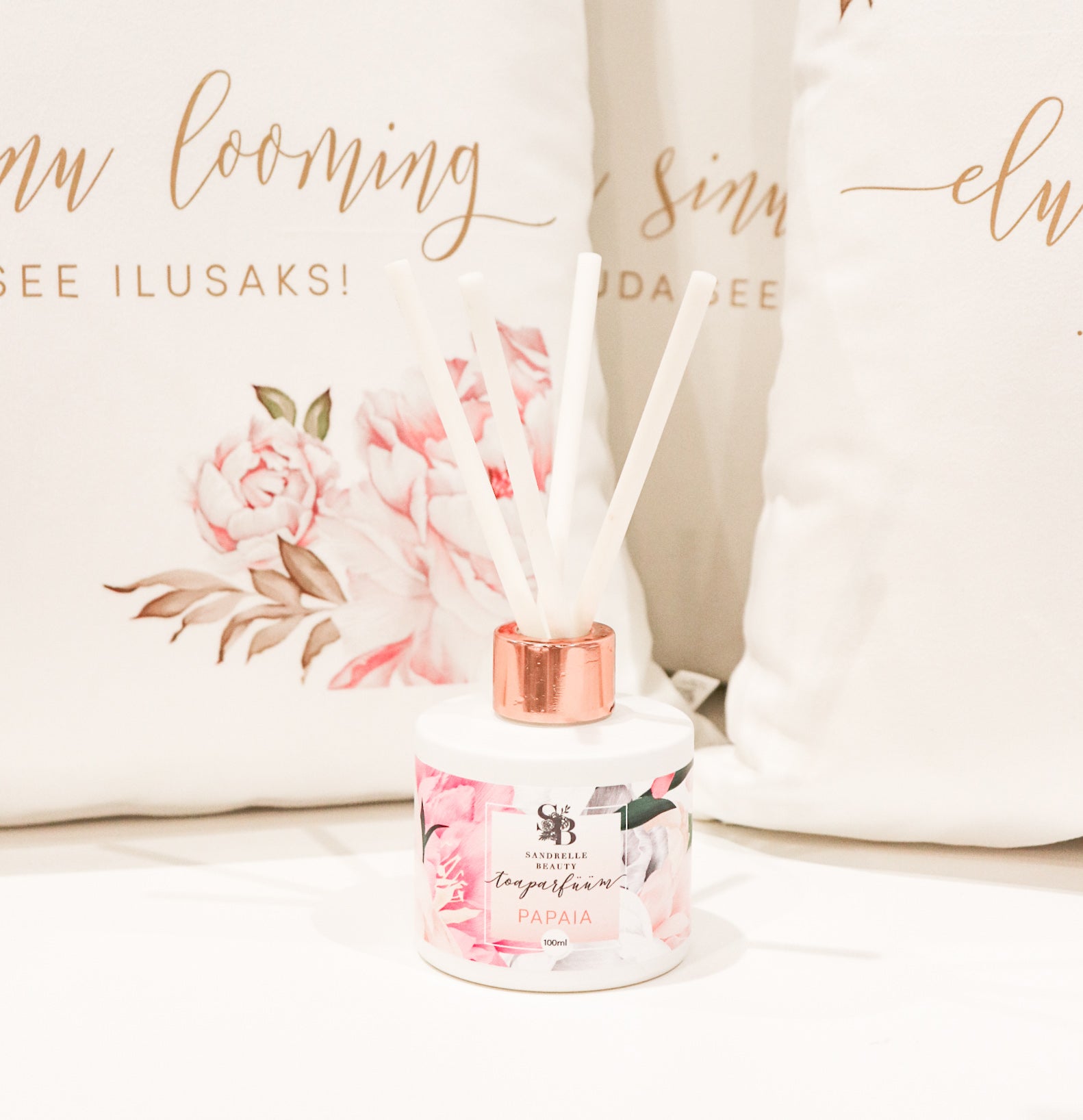 Pikenda enda toaparfüümi eluiga nende nippidega!