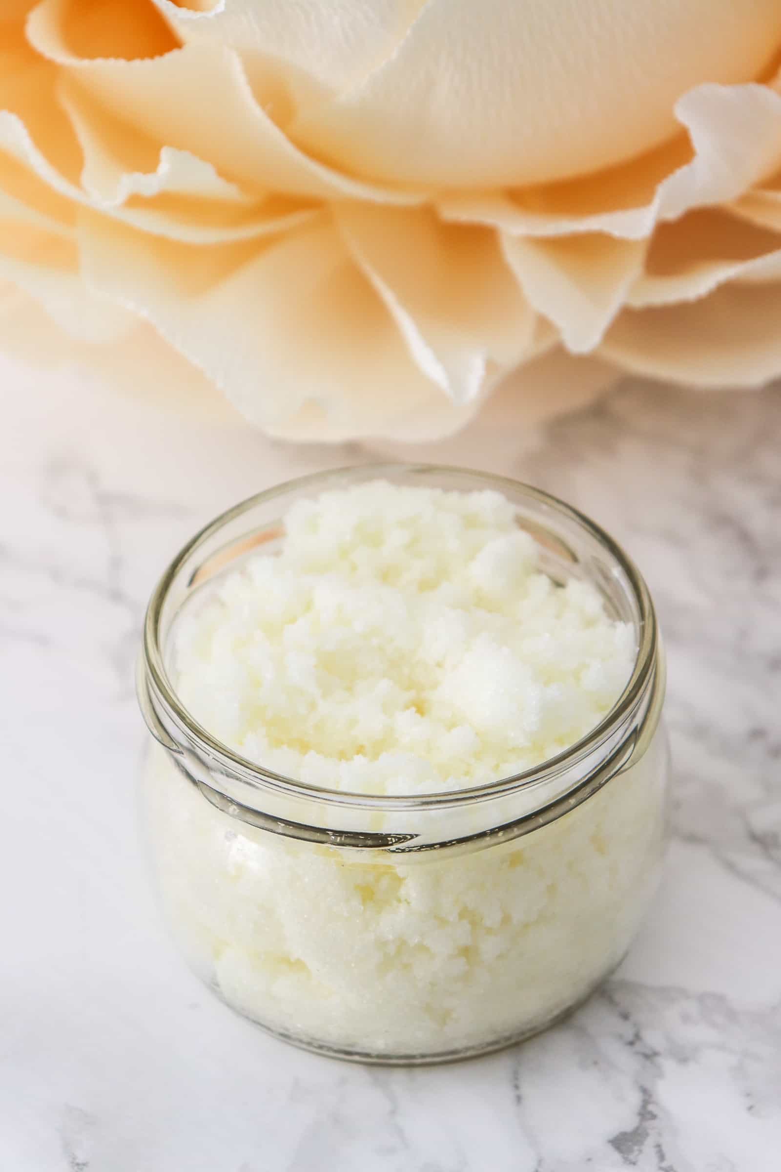 Suhkrutükikestega koorija "Mango & apelsin"