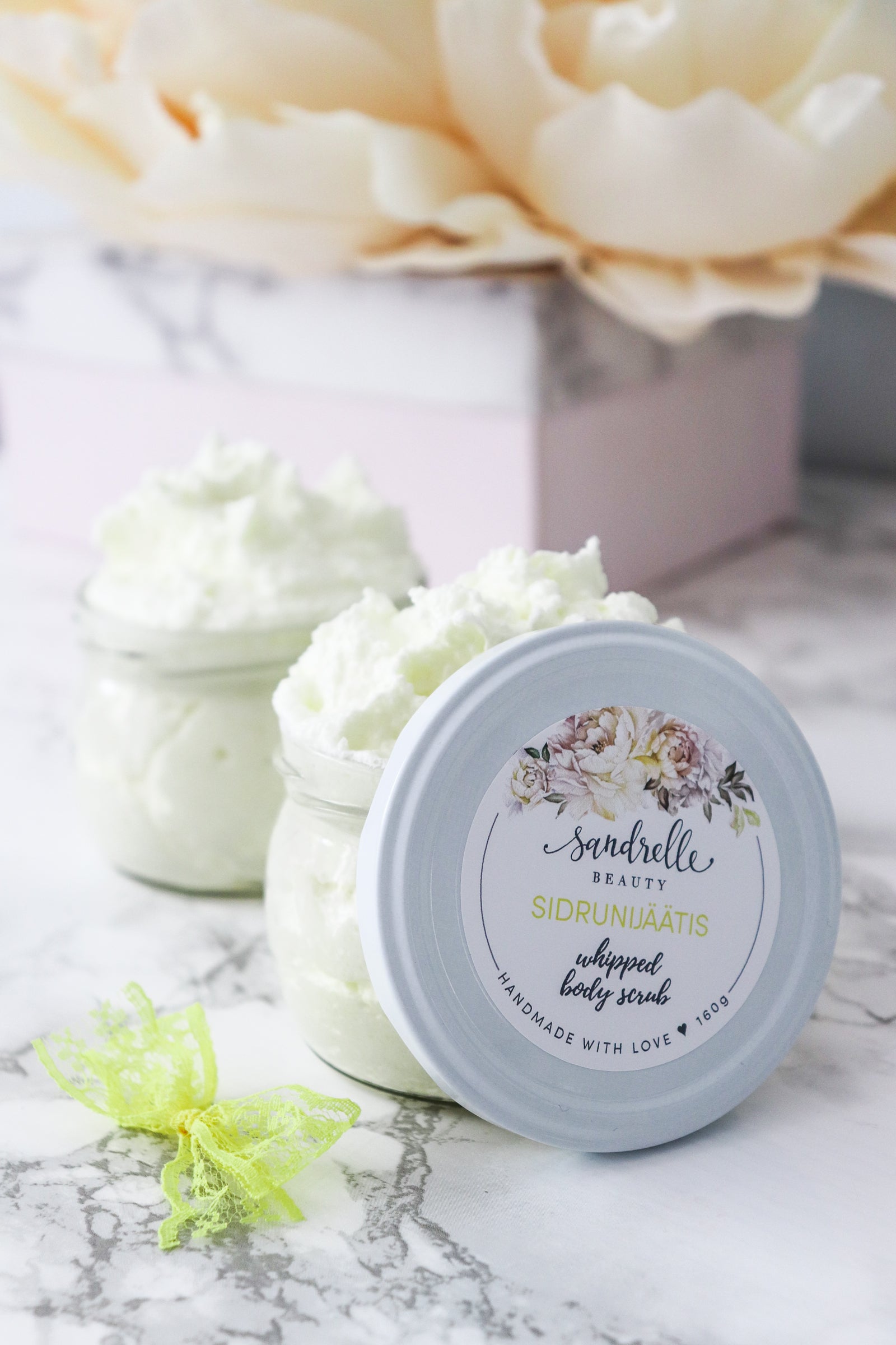 Vahustatud koorija "Sidrunijäätis"